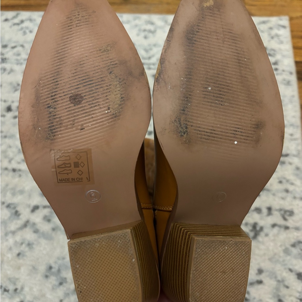 Embroidered Cowboy Boots / Rodeo Ready - Picture 5 of 6